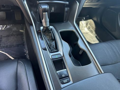 Used 2020 Honda Accord EX-L image 24