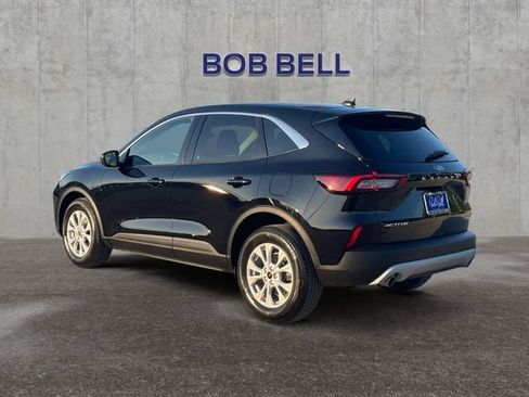 Certified 2023 Ford Escape Active AWD/4WD image 3