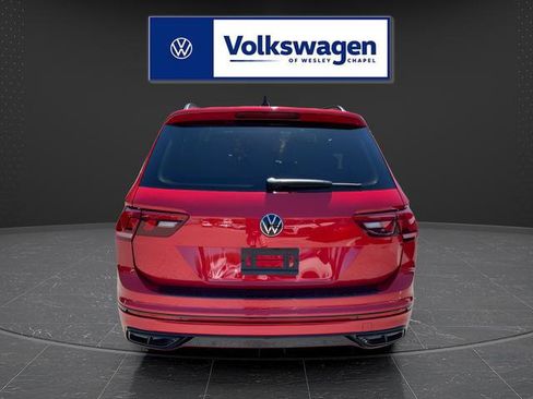 Certified 2024 Volkswagen Tiguan SE R-Line FWD image 6
