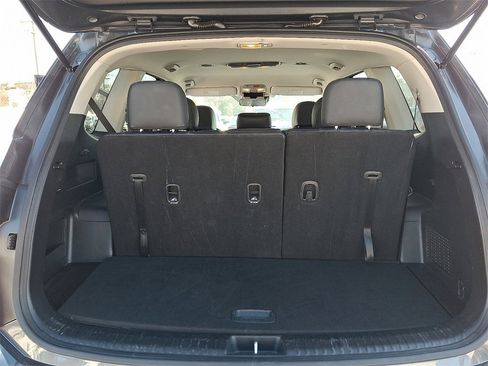 Used 2023 Kia Telluride LX image 29