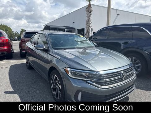 Used 2023 Volkswagen Jetta SEL FWD image 1