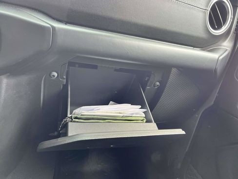 Certified 2020 Jeep Gladiator Overland image 39