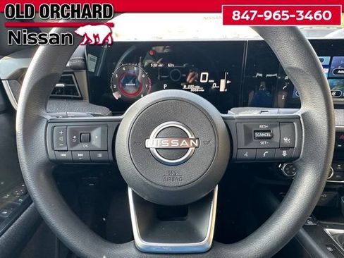 Used 2025 Nissan Kicks SV w/ Interior Electronics Package FWD image 22