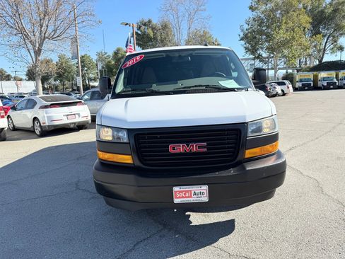 Used 2019 GMC Savana 2500 image 8