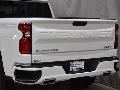 Used 2024 Chevrolet Silverado 1500 RST image 9
