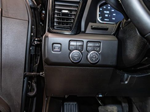 Used 2026 GMC Sierra 3500 AT4 w/ AT4 Premium Plus Package AWD/4WD image 17