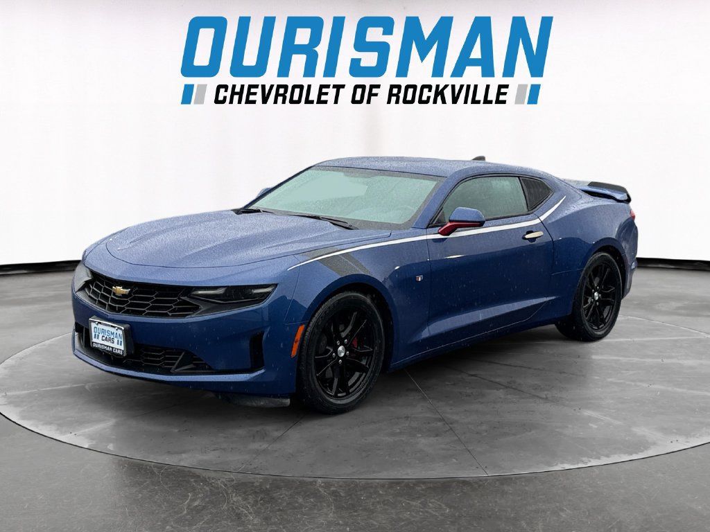 Used 2020 Chevrolet Camaro LS RWD image 2