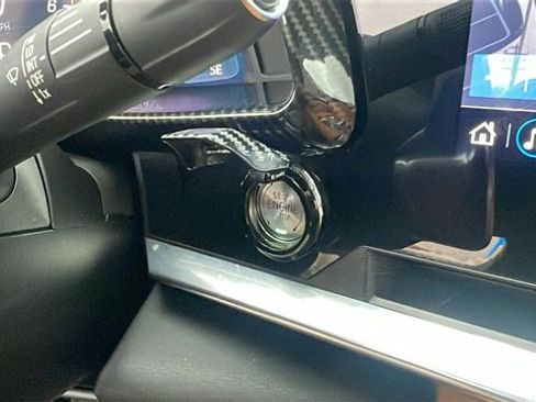 Used 2021 Chevrolet Corvette Stingray Preferred Cpe w/ Z51 Performance Package image 18