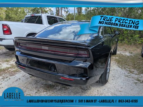Used 2024 Dodge Charger Daytona Scat Pack w/ Plus Group AWD/4WD image 3