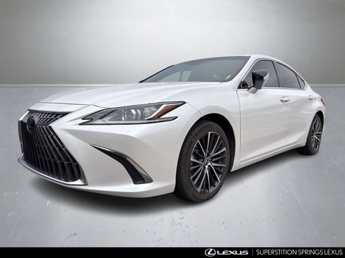 Used 2023 Lexus ES 300h w/ Premium Package image 5