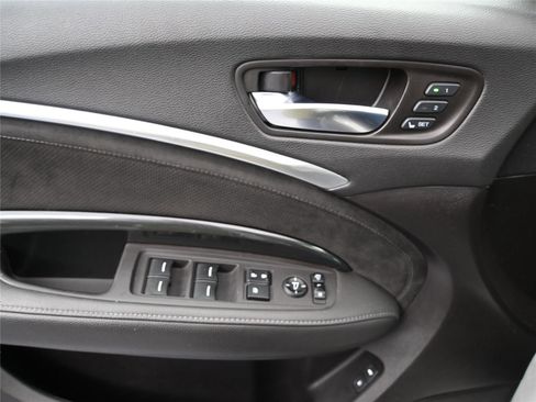 Used 2019 Acura MDX A-Spec image 6