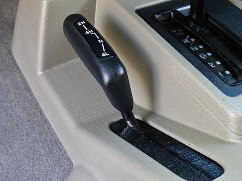 Used 2005 Jeep Wrangler Unlimited AWD/4WD image 31