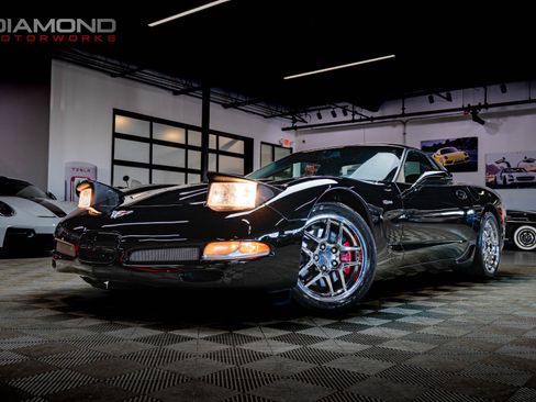 Used 2003 Chevrolet Corvette Z06 w/ Memory Package, 3 Drivers image 29