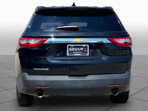 Used 2020 Chevrolet Traverse LS FWD image 5