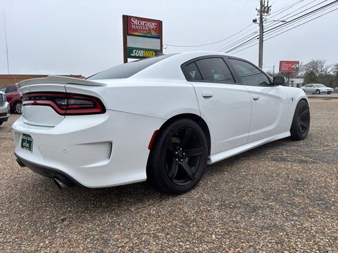 Used 2019 Dodge Charger SRT Hellcat w/ Navigation & Travel Group image 5