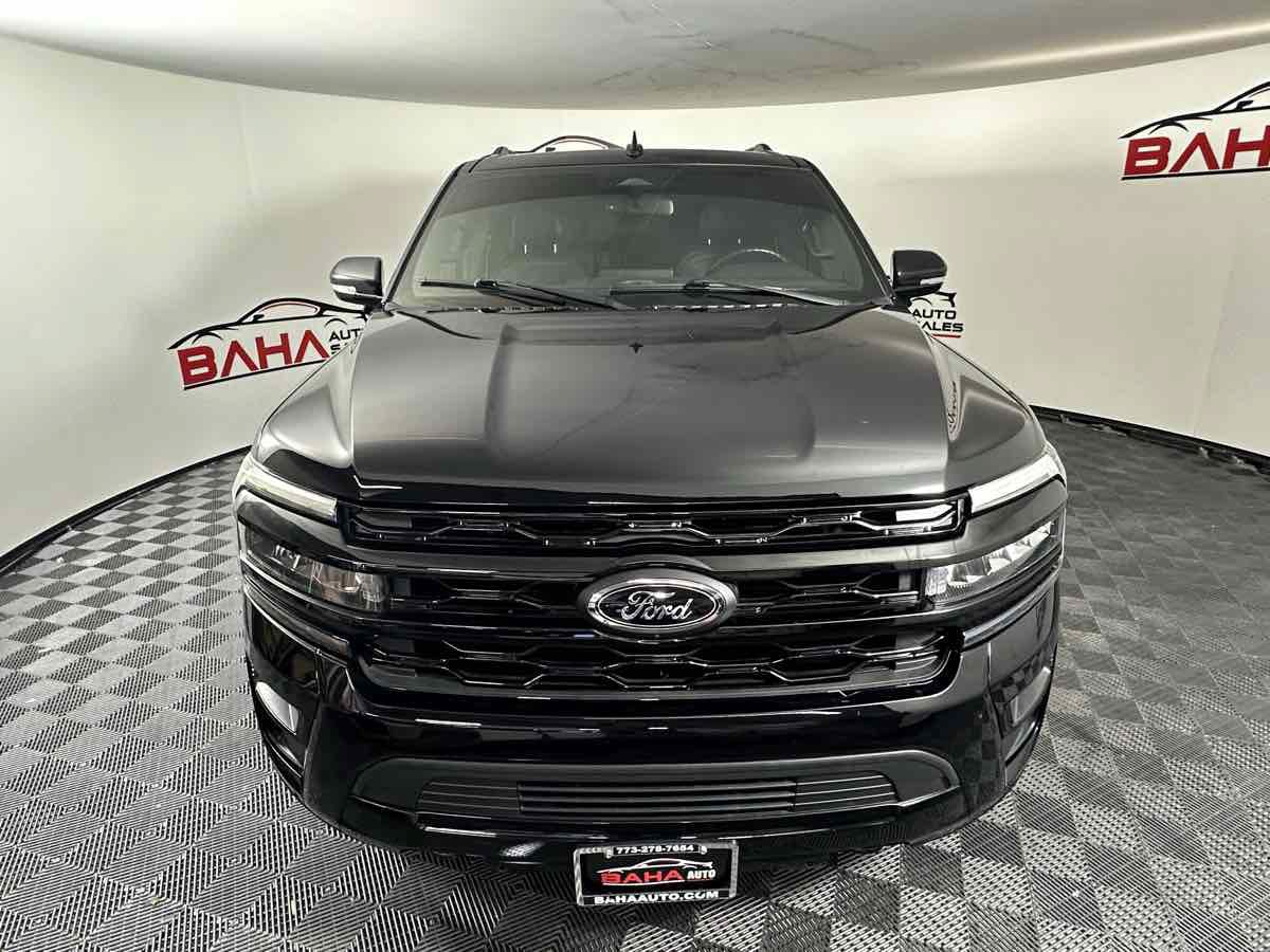 Used 2023 Ford Expedition Limited AWD/4WD image 14