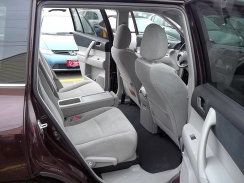 Used 2012 Toyota Highlander SE image 12