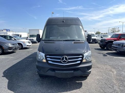Used 2016 Mercedes-Benz Sprinter 3500 image 5
