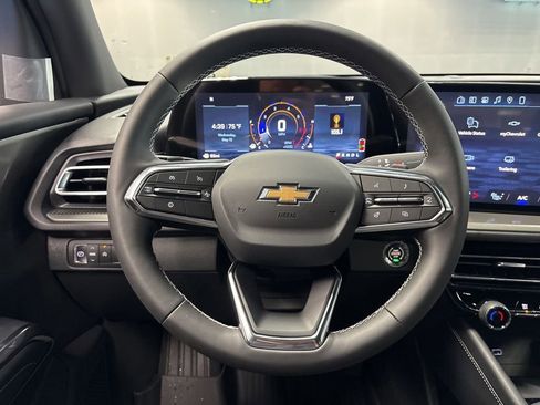 New 2026 Chevrolet Traverse LT w/ LPO, Floor Liner Package FWD image 38