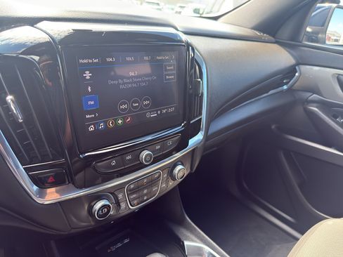 Used 2023 Chevrolet Traverse LT w/ LPO, Floor Liner Package AWD/4WD image 22