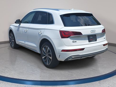 Used 2021 Audi Q5 2.0T Premium Plus w/ Premium Plus Package AWD/4WD image 8