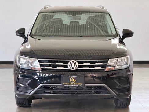Used 2018 Volkswagen Tiguan SE FWD image 2