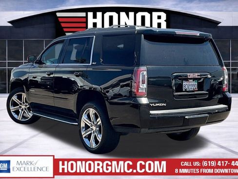 Used 2018 GMC Yukon SLT AWD/4WD image 4