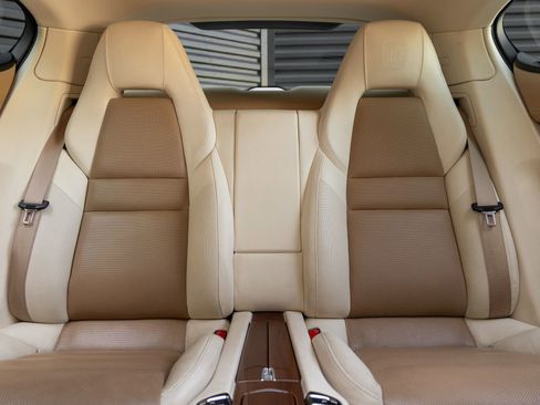 Used 2016 Porsche Panamera S RWD image 29