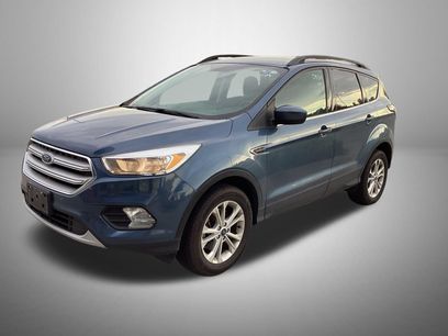 Used 2018 Ford Escape SE w/ SE Sync 3 Package