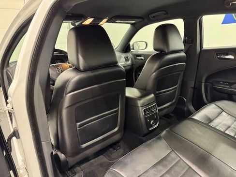 Used 2014 Dodge Charger SXT Plus image 24