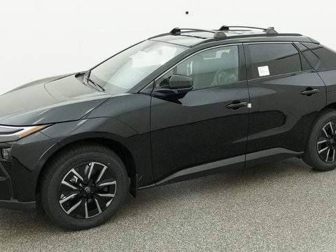 New 2026 Toyota bZ FWD image 5