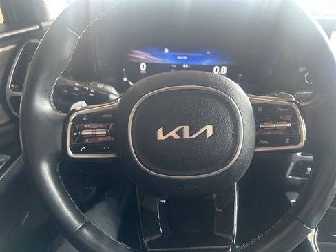 Used 2022 Kia Sorento SX Prestige image 31