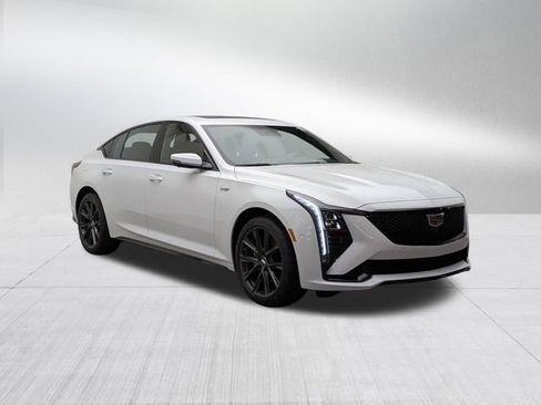 New 2026 Cadillac CT5 V AWD/4WD image 3