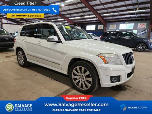 Used 2011 Mercedes-Benz GLK 350 4MATIC image 5