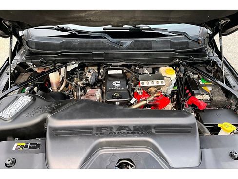 Used 2020 RAM 2500 Limited AWD/4WD image 55