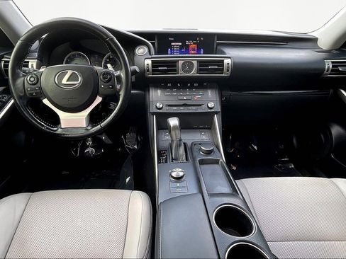 Used 2016 Lexus IS 300 AWD w/ Premium Package image 7