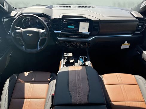 New 2026 Chevrolet Silverado 1500 High Country w/ Technology Package AWD/4WD image 25