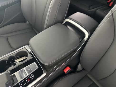 New 2026 Audi Q8 Premium Plus image 23