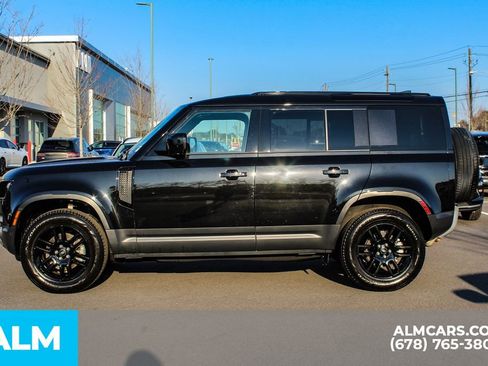 Used 2025 Land Rover Defender 110 S image 6