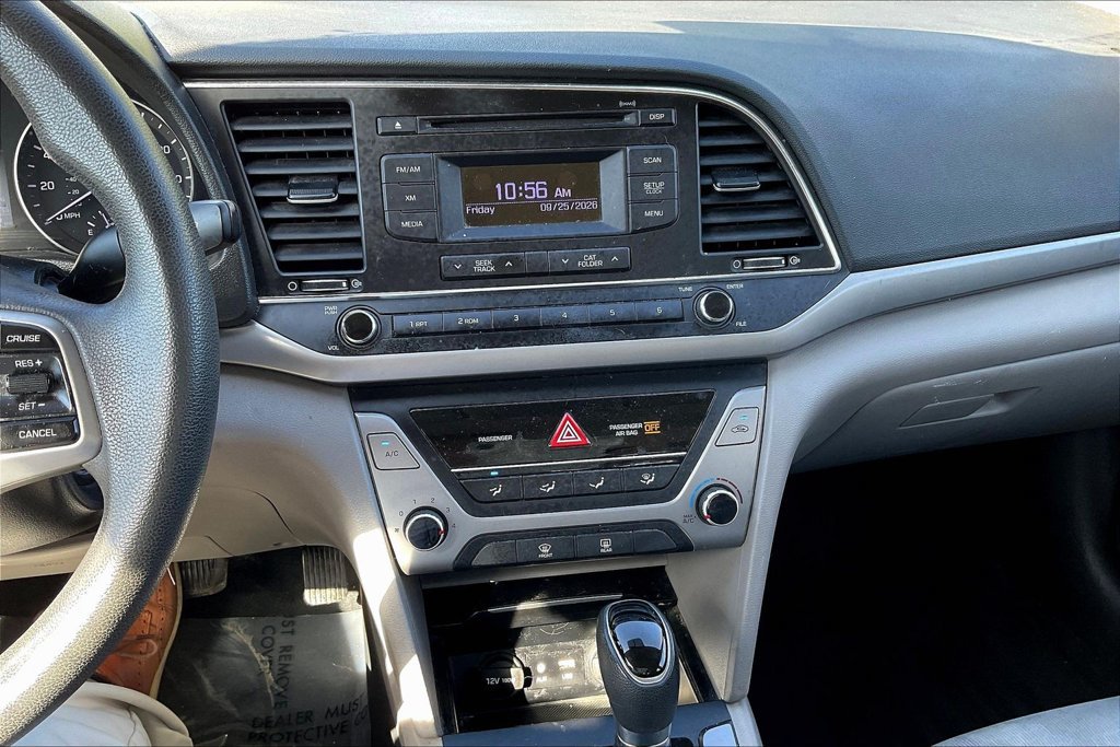 Used 2017 Hyundai Elantra SE FWD image 14