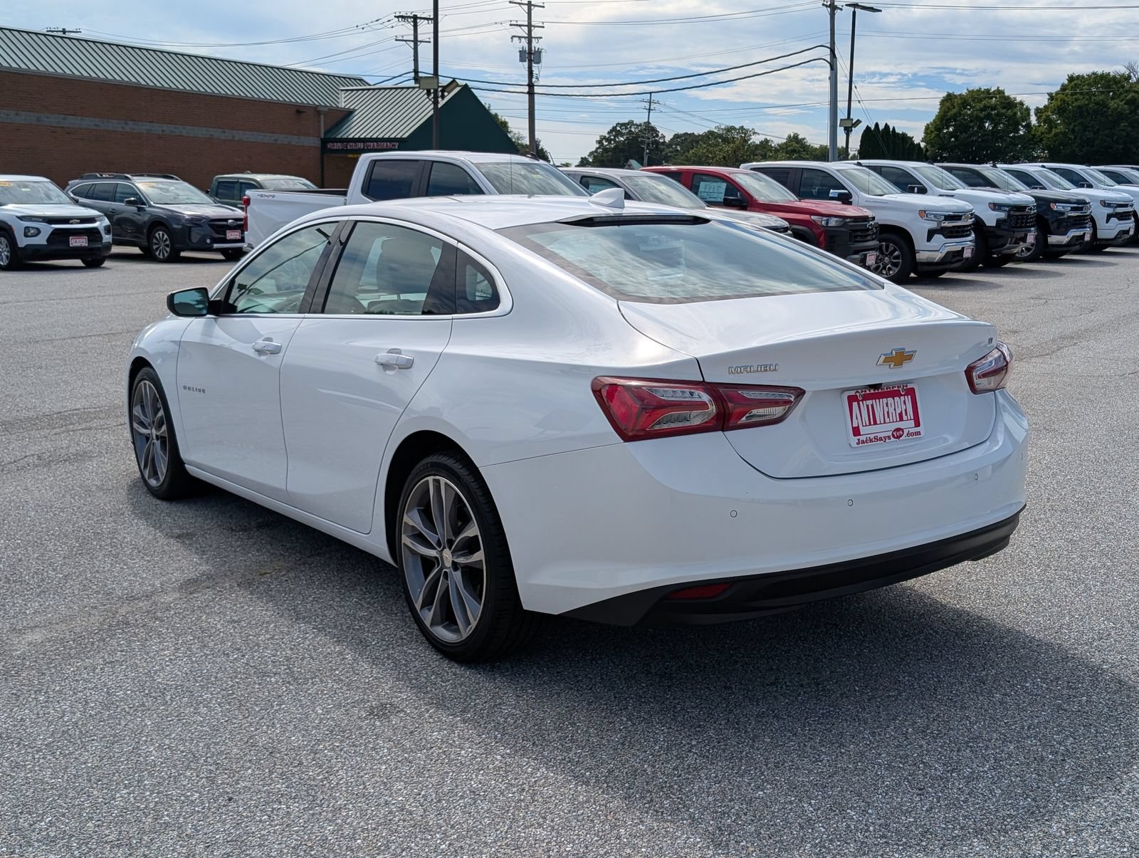 Used 2024 Chevrolet Malibu LT FWD image 5