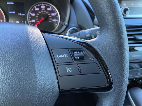 New 2025 Mitsubishi Eclipse Cross LE image 14