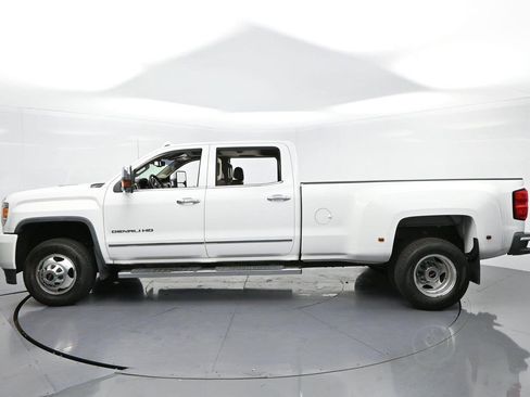 Used 2016 GMC Sierra 3500 Denali w/ Duramax Plus Package AWD/4WD image 4