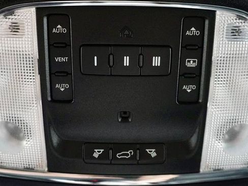 Used 2014 Jeep Grand Cherokee Summit AWD/4WD image 31