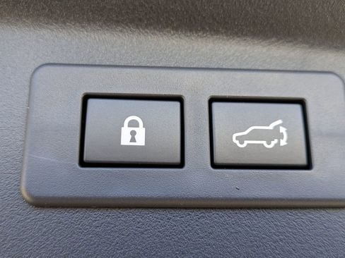 New 2026 Subaru Outback Touring image 13