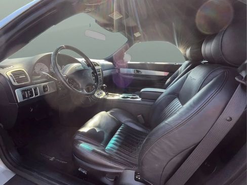 Used 2004 Ford Thunderbird RWD image 5