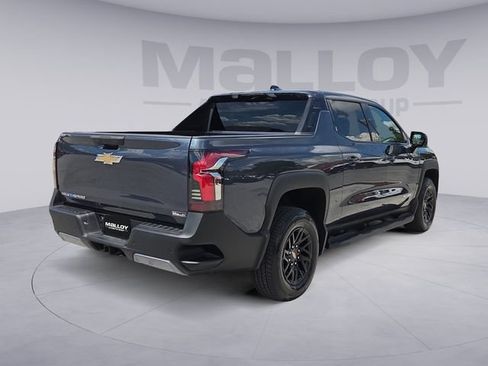 Used 2026 Chevrolet Silverado EV LT AWD/4WD image 5