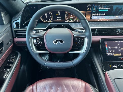 Certified 2025 INFINITI QX80 Autograph w/ Autograph Exterior Package AWD/4WD image 17