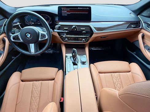 Used 2023 BMW 530i w/ M Sport Package RWD image 16