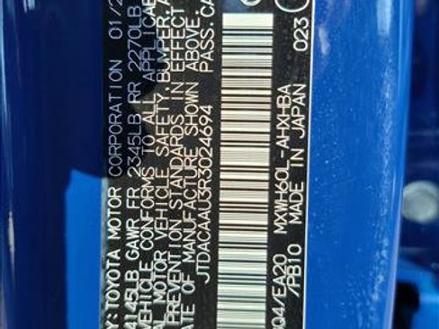 Used 2024 Toyota Prius Limited w/ Limited Premium Package image 23